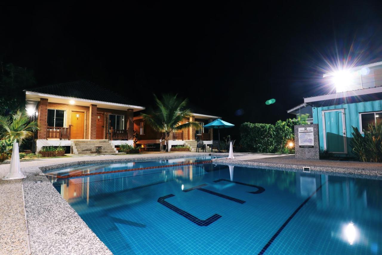 Casa Tanjung Jara Hotel Dungun Exterior photo
