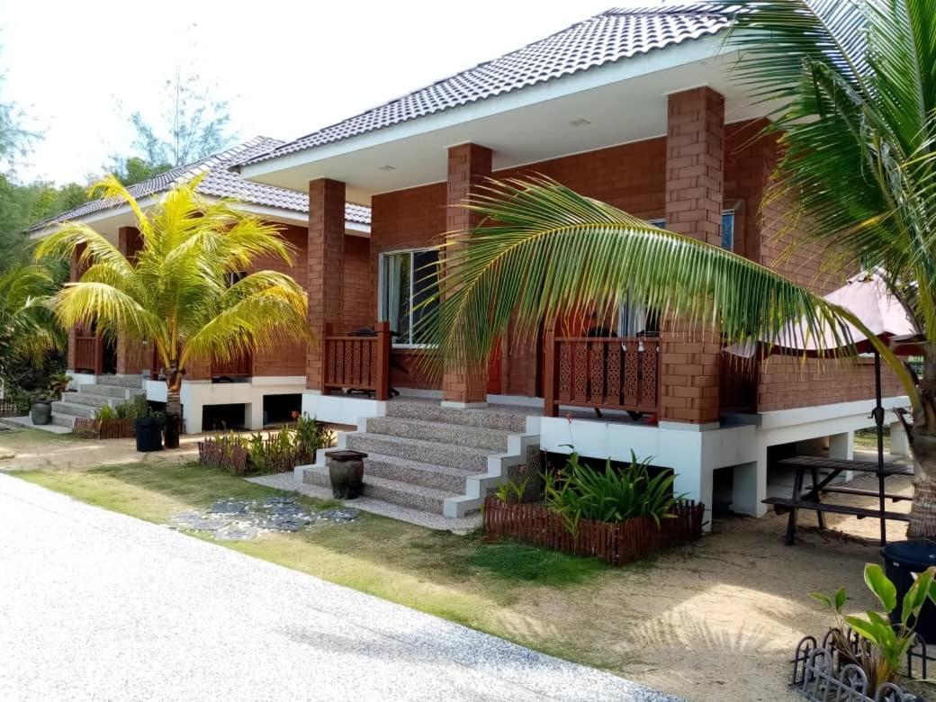 Casa Tanjung Jara Hotel Dungun Exterior photo